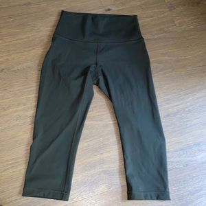 Lululemon olive green Wunder under 19” leggings